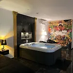 Bed and breakfast Spa2luxe - La Montana 4*